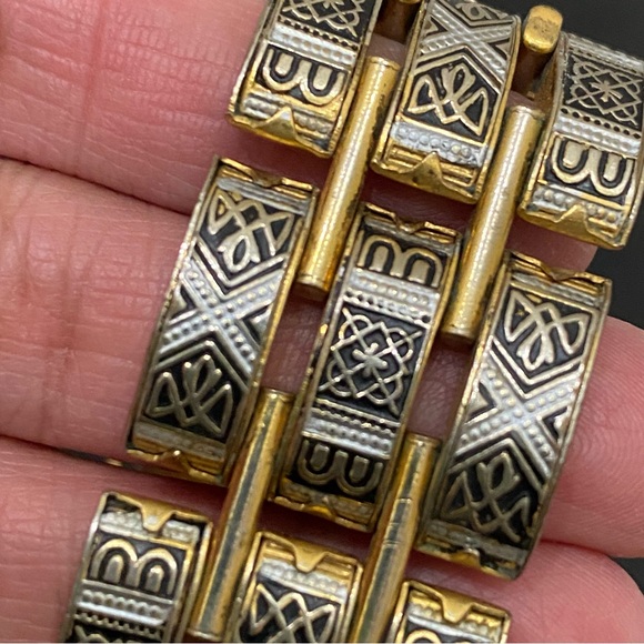 Vintage Gold-tone Damascene Art Deco 3-Row Hinged Bracelet 49g. - Picture 7 of 16